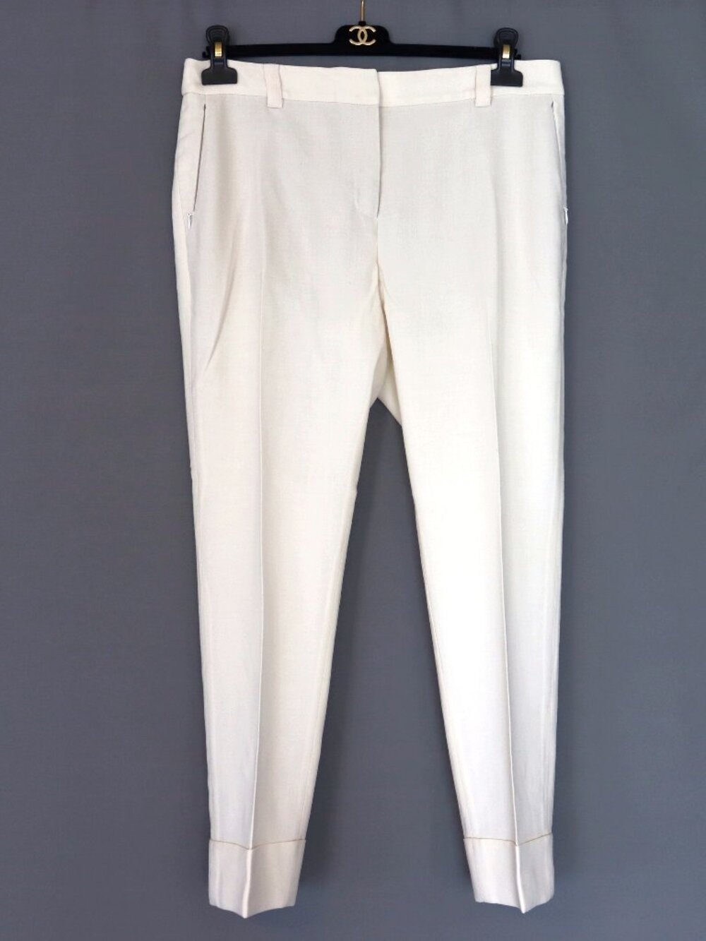Akris White Size 8 Dress Slack Pants Cuff Ankle Trousers Ivory
